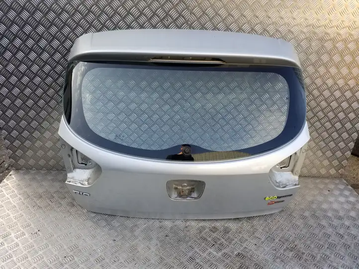 Kia Rio Крышка багажника — фото 1