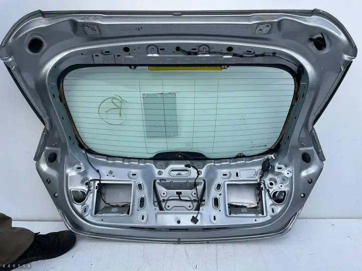 Opel Astra J (2012 - 2015) Крышка багажника — фото 2