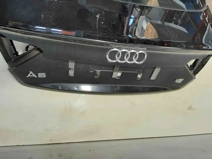 Audi A5 8T 8F (2007 - 2011) 8T8035225C Крышка багажника — фото 9