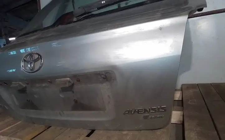 Toyota Avensis T250 (2003 - 2006) Крышка багажника — фото 3