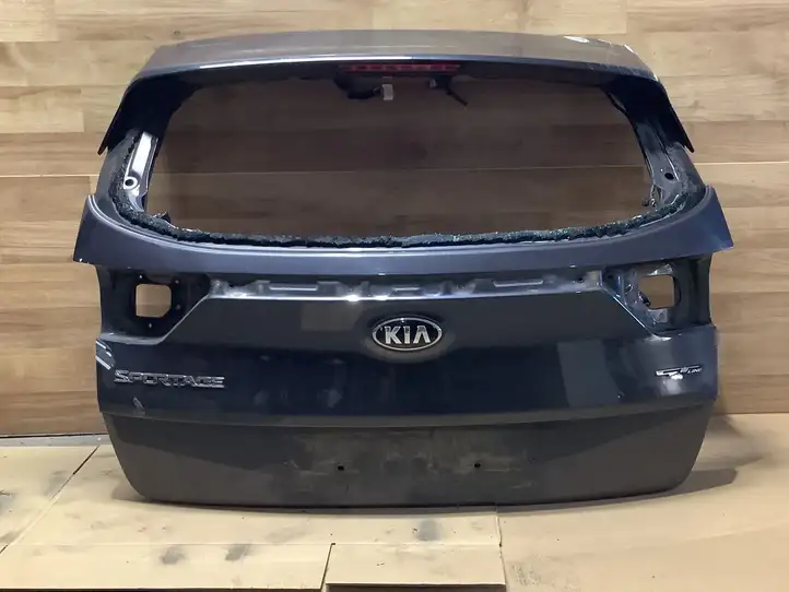 Kia Sportage (2014 - 2016) Крышка багажника — фото 1