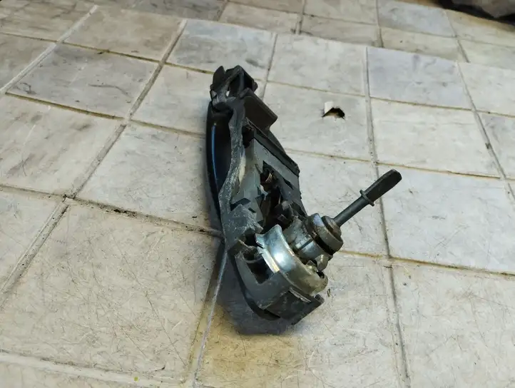 Volkswagen Fox (2005 - 2009) 3B0837885 Наружная ручка двери — фото 4