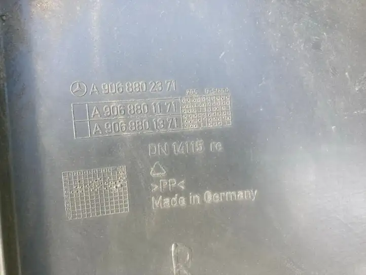 Mercedes-Benz Sprinter W906 (2006 - 2018) 9068802371 Угловая часть заднего бампера — фото 3