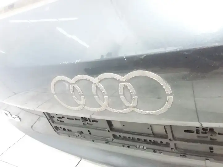Audi Q3 8U (2011 - 2014) Крышка багажника — фото 3