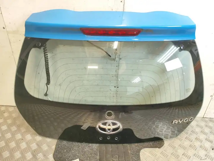 Toyota Aygo AB40 (2014 - 2018) Крышка багажника — фото 1