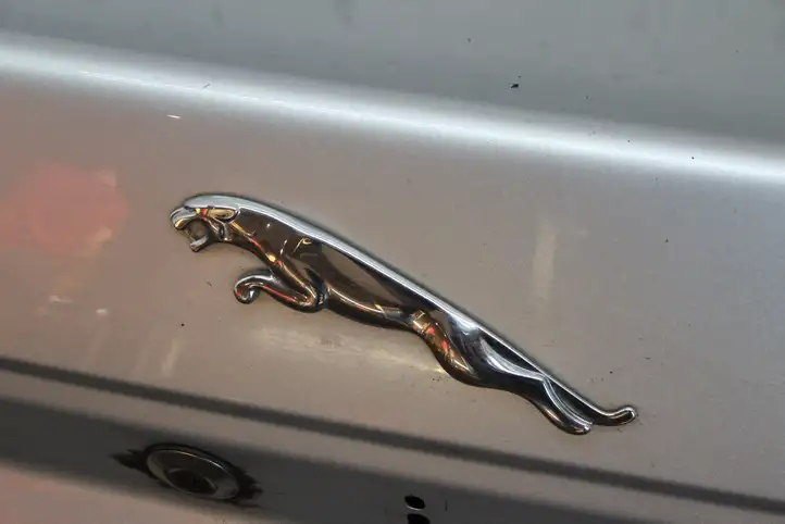 Jaguar XF X250 (2007 - 2015) Крышка багажника — фото 8