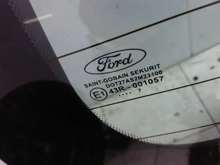 Ford Focus (2005 - 2008) AS2 Крышка багажника — фото 4