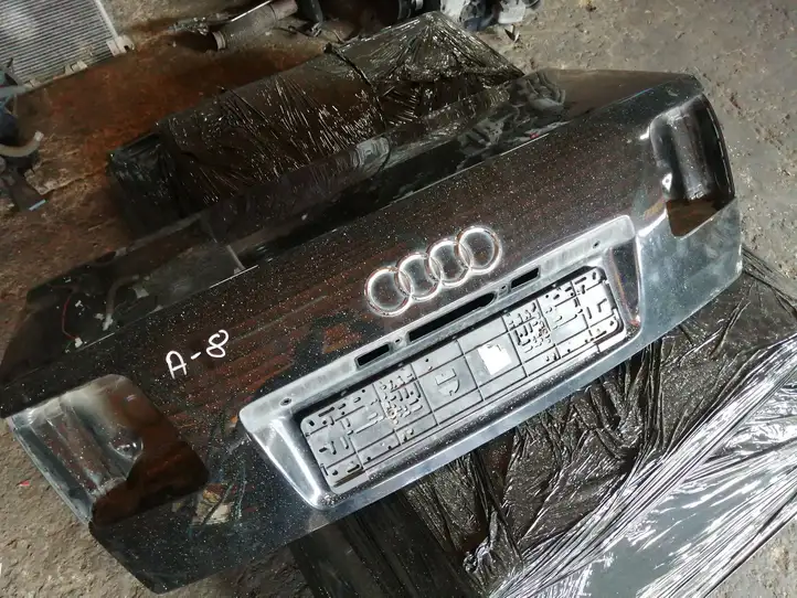 Audi A8 S8 D3 4E (2005 - 2007) Крышка багажника — фото 1