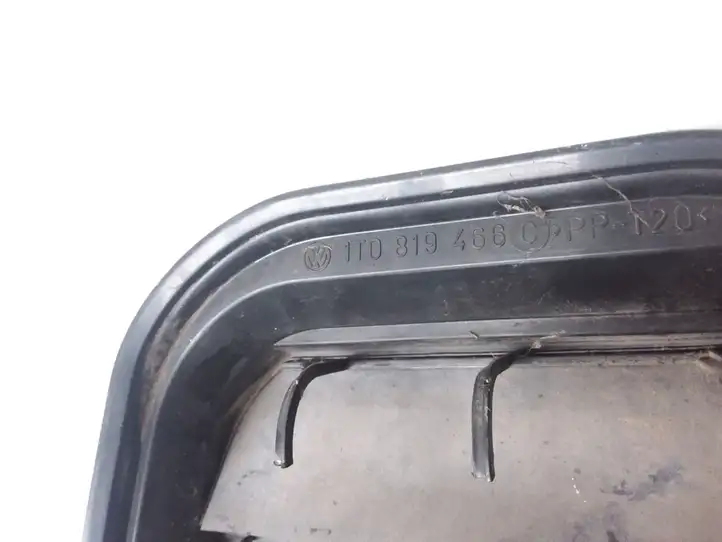 Volkswagen Touran I (2003 - 2010) 1T0819466C Вентиляционная решетка кузова — фото 3