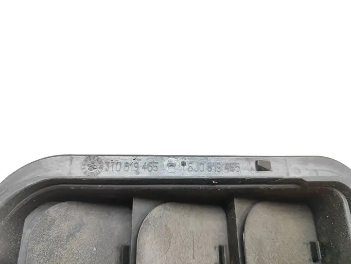 Audi A3/S3 8P (2008 - 2013) 6J0819465 Вентиляционная решетка кузова — фото 3