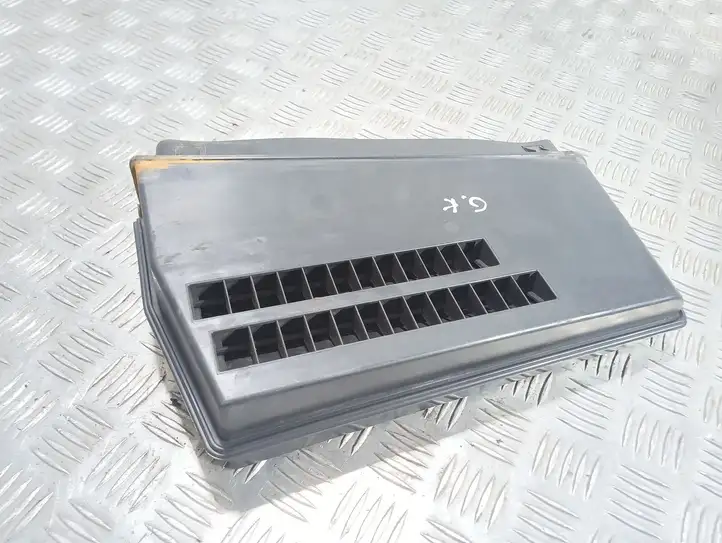 Land Rover Range Rover L322 (2002 - 2005) 8385388 Вентиляционная решетка кузова — фото 2