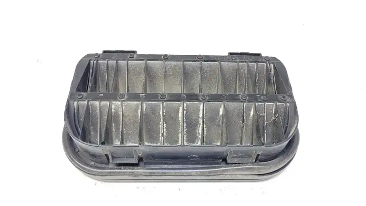 Volkswagen PASSAT B5.5 (2001 - 2005) 4A0819181 Вентиляционная решетка кузова — фото 3