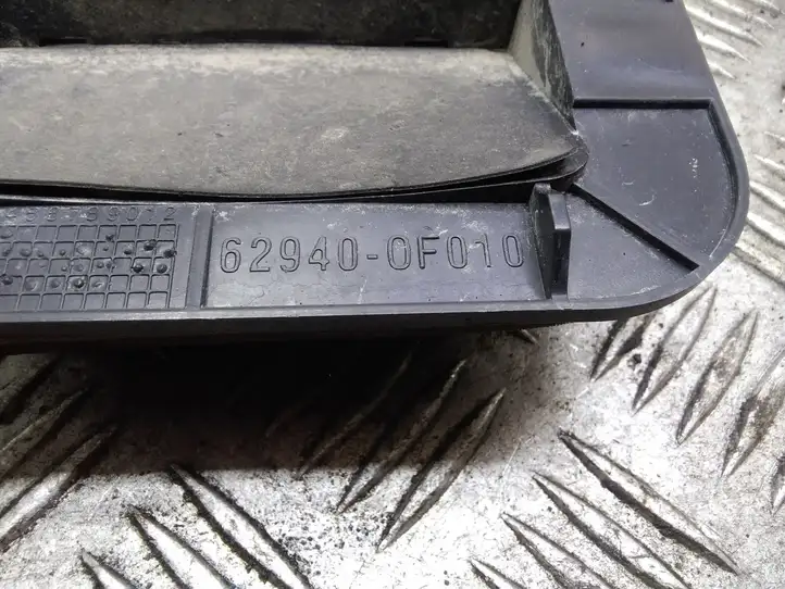 Toyota Corolla Verso AR10 (2004 - 2009) 629400F010 Вентиляционная решетка кузова — фото 2