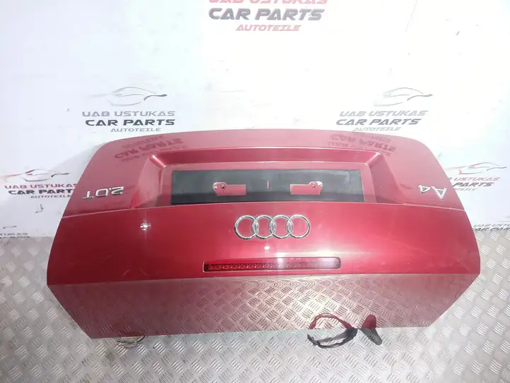 Audi A4 S4 B8 8K (2007 - 2011) Крышка багажника — фото 2