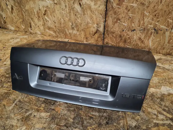 Audi A4 S4 B6 8E 8H (2000 - 2006) Крышка багажника — фото 1