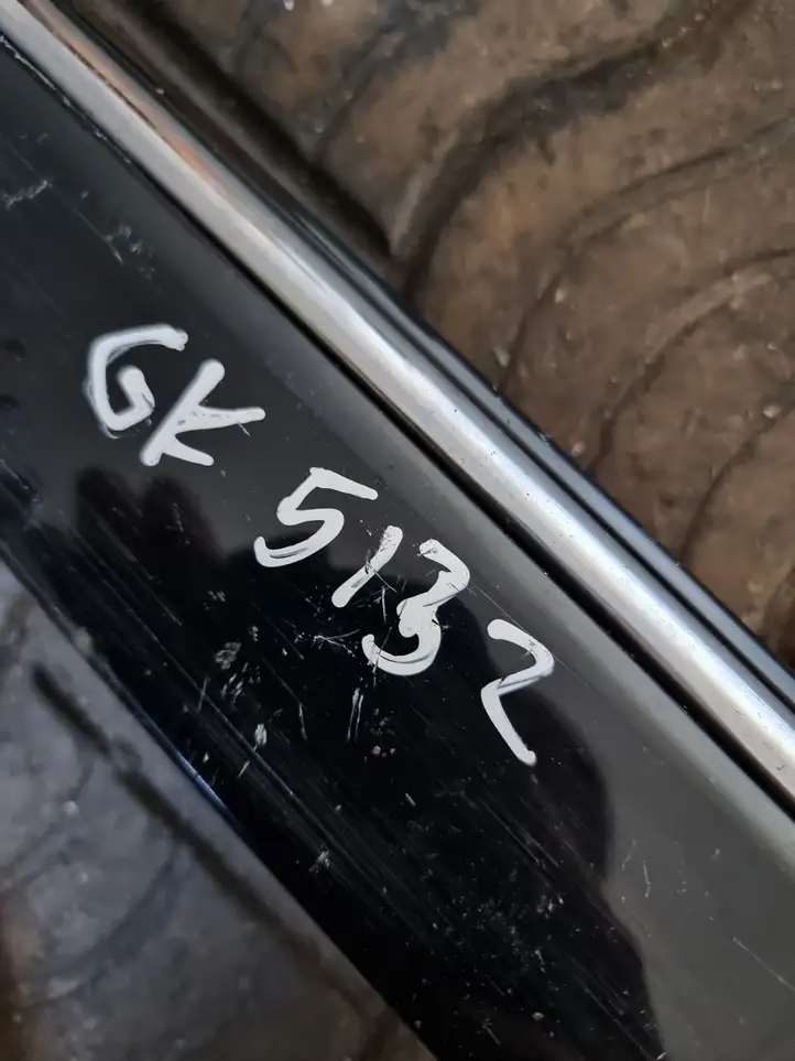 Mercedes-Benz C W203 (2000 - 2007) A2038852721 Нижняя часть заднего бампера — фото 2