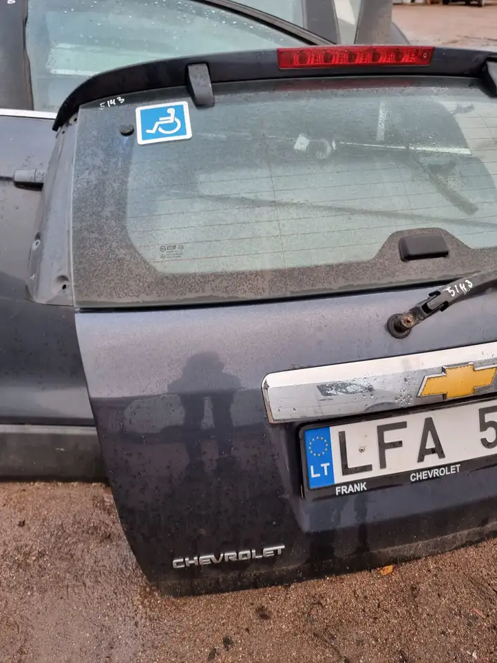 Chevrolet Captiva (2006 - 2011) Крышка багажника — фото 5