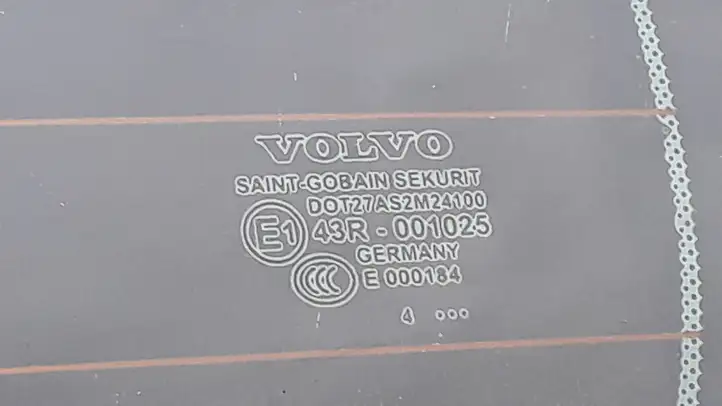 Volvo V50 (2004 - 2008) DOT27AS2M24100 Крышка багажника — фото 3