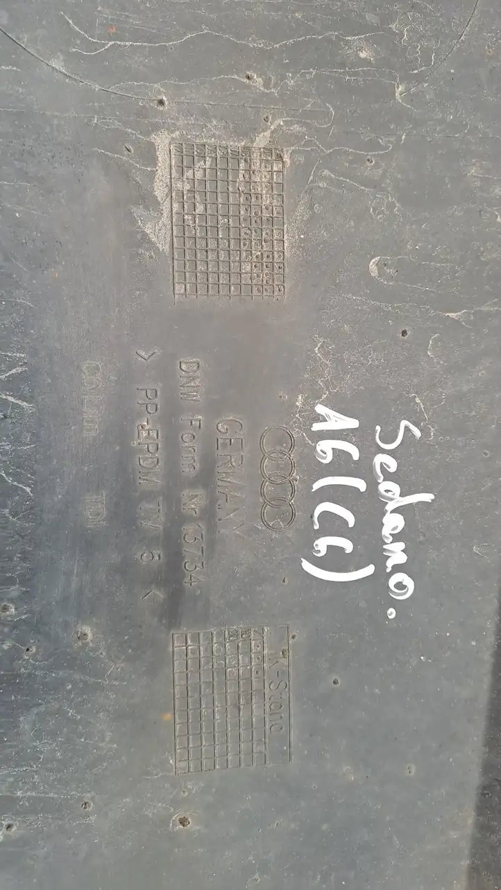 Audi A6 S6 C6 4F (2004 - 2008) 4F5807521A Нижняя часть переднего бампера — фото 3