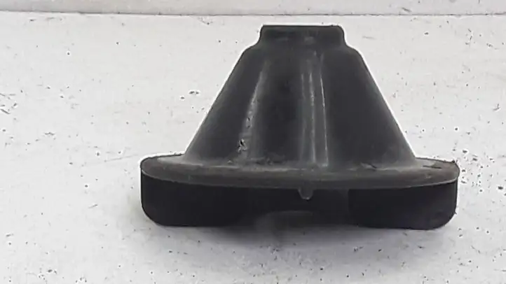 Opel Astra G (1998 - 2004) 90126755 Болт крепления запасного колеса — фото 1