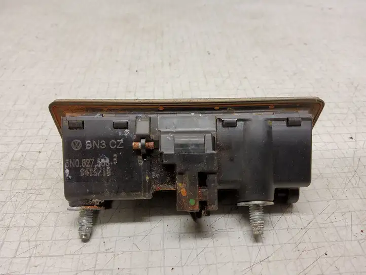Volkswagen PASSAT B6 (2005 - 2010) 5N0827566 Ручка крышки багажника — фото 2