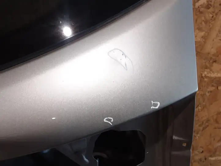 Nissan Qashqai (2013 - 2017) 43R006723 Крышка багажника — фото 4