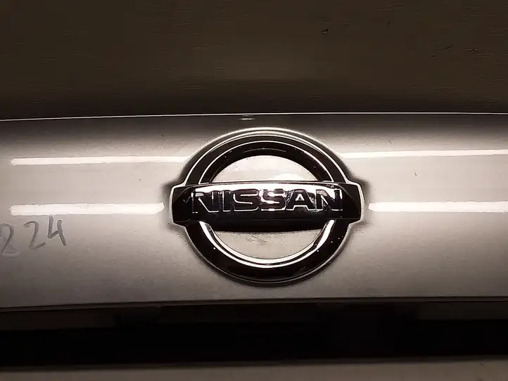 Nissan Qashqai (2013 - 2017) 5481U100 Подсветка номера — фото 2