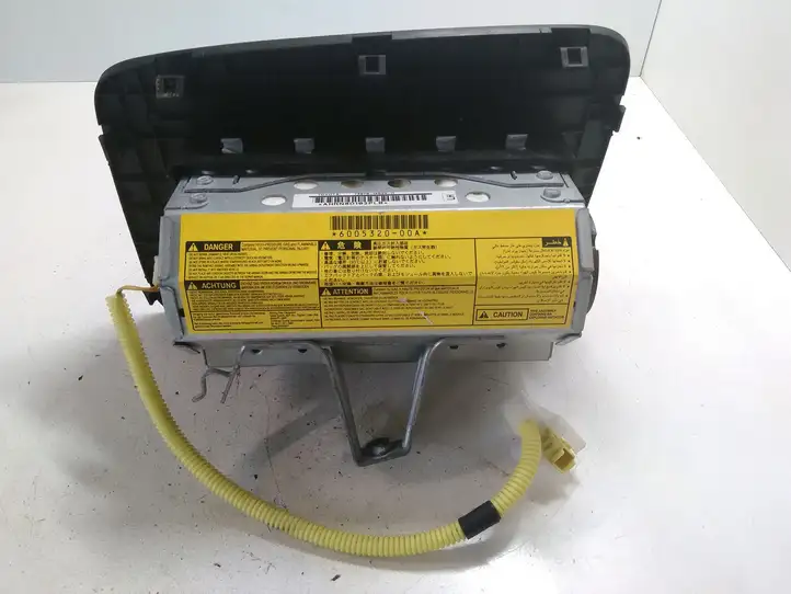 Toyota Corolla Verso E121 (2001 - 2004) 7397013030 Подушка безопасности пассажира — фото 3