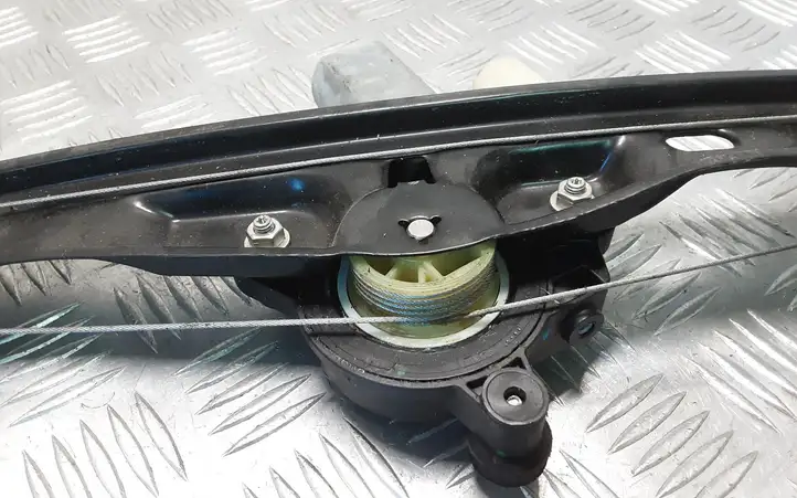 BMW 3 F30 F35 F31 (2012 - 2018) Стеклоподъемник задней двери — фото 2