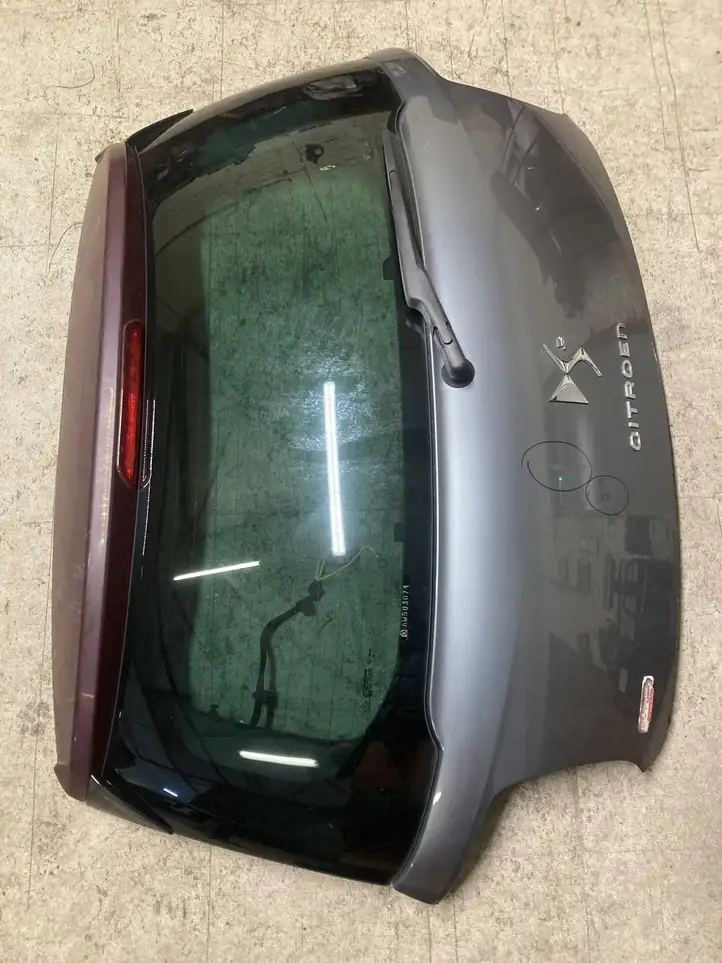 Citroen DS3 (2010 - 2016) Крышка багажника — фото 3