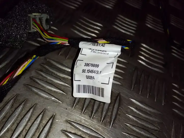 Volvo XC90 (2006 - 2014) 30676699 Прочая электропроводка — фото 2