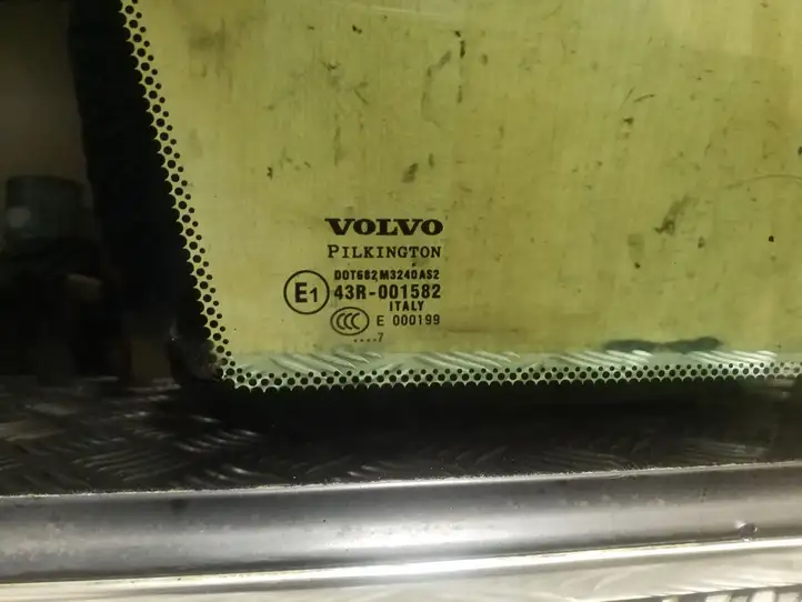 Volvo XC90 (2006 - 2014) Заднее боковое стекло — фото 3