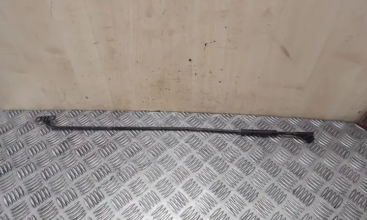 Упор капота — фото 1