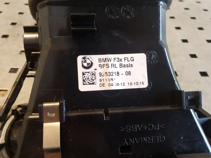 BMW 3 F30 F35 F31 (2012 - 2018) 9253218 Боковой воздушный дефлектор — фото 2