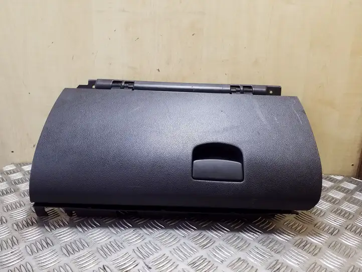 Subaru Outback (2009 - 2014) 66208AJ010 Бардачок в сборе — фото 3