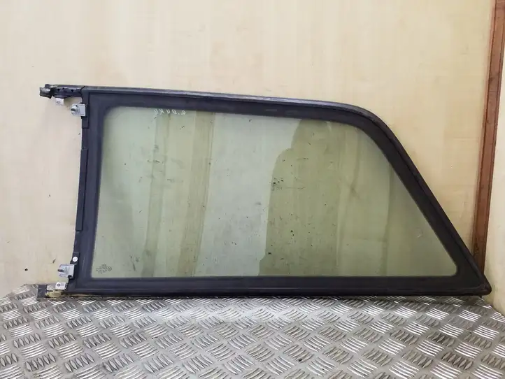 Audi A3/S3 8L (2000 - 2003) 8L3847100 Заднее боковое стекло — фото 2
