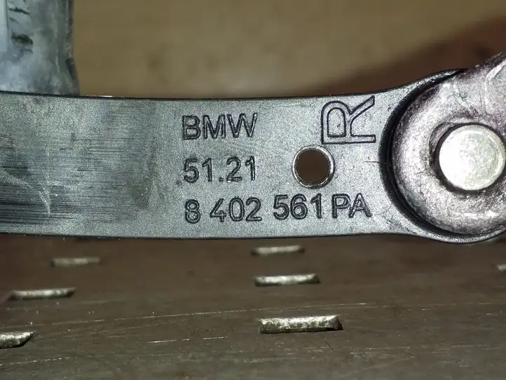 BMW X5 E53 (1999 - 2006) 8402561 Ограничитель задней двери — фото 3