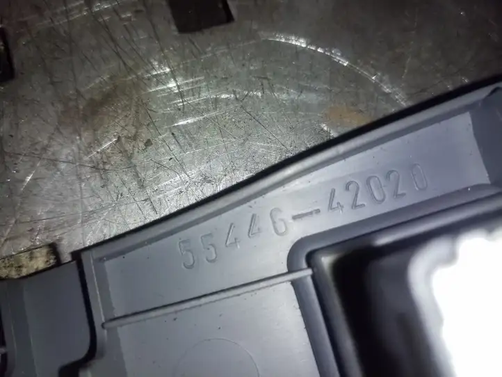 Toyota RAV 4 (XA20) (2000 - 2005) 5544042020 Другие включатели / ручки/ переключатели — фото 3