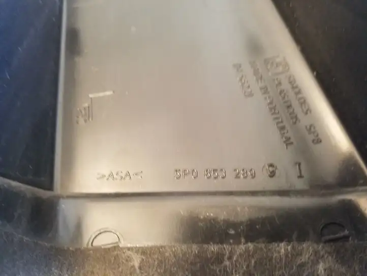 Seat Altea XL (2004 - 2015) 5P0853289C Накладка стекла передней двери — фото 2
