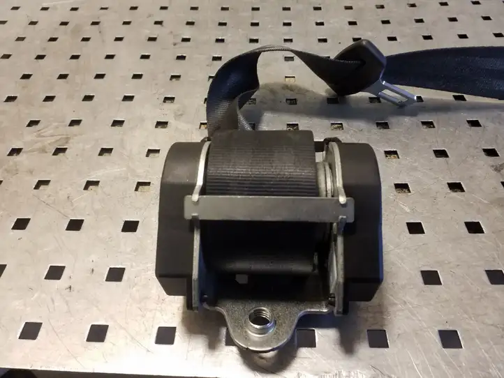 Seat Altea XL (2004 - 2015)  6061672 Задний ремень безопасности