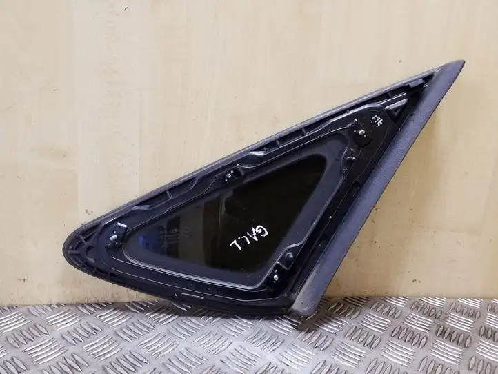 Hyundai i40 (2011 - ) 878103Z300 Заднее боковое стекло — фото 2