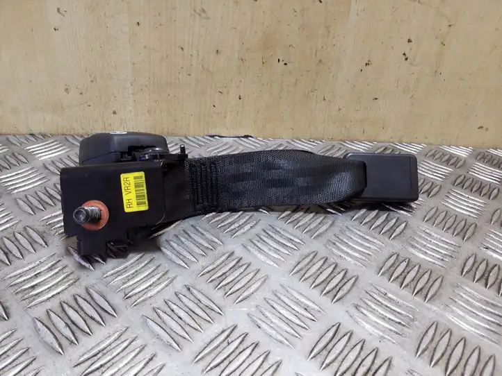 Hyundai i40 (2011 - ) Замок заднего ремня — фото 3