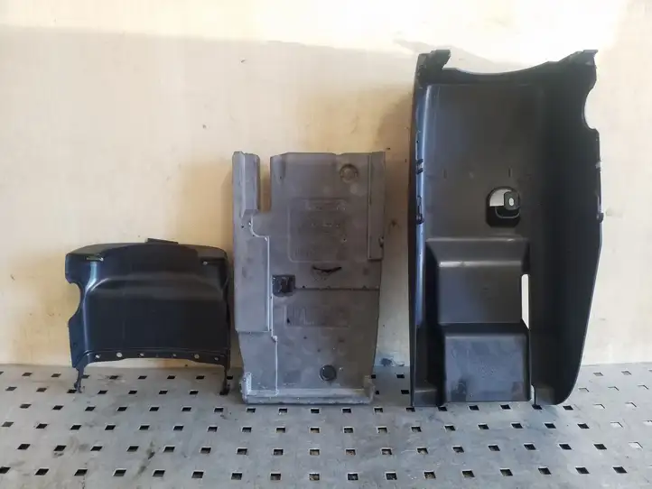 Volkswagen PASSAT B7 (2011 - 2014) 3C0858566H Обшивка рулевой колонки — фото 4