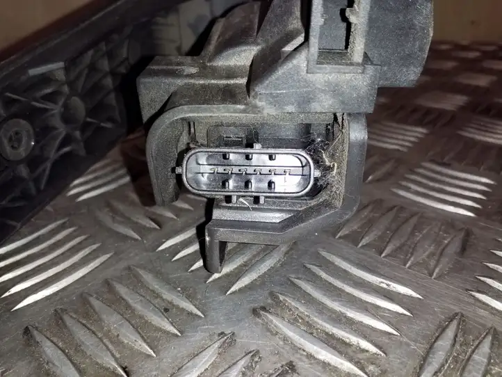 Volkswagen PASSAT B7 (2011 - 2014) 1K2721503T Педаль акселератора — фото 6