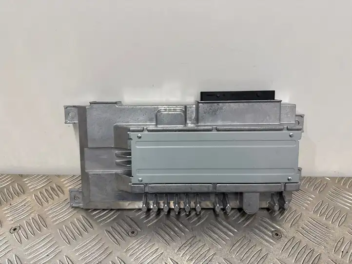 Audi A4 S4 B9 (2015 - 2019) 8W0035465 Усилитель звука — фото 1