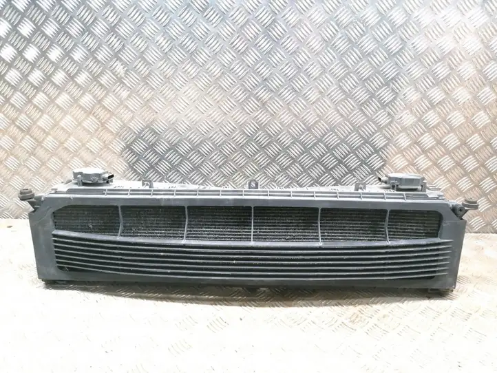Tesla Model S (2016 - 2021) 1058074-00-B Дефлектор воздуха — фото 1