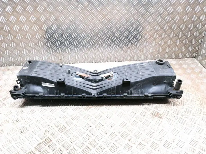 Tesla Model S (2016 - 2021) 1058074-00-B Дефлектор воздуха — фото 5