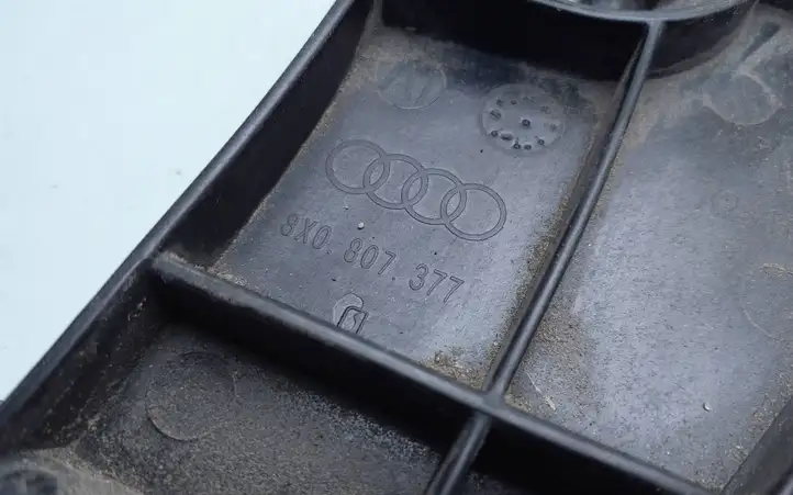 Audi A1 (2010 - 2014) 8X0807377B Кронштейн заднего бампера — фото 3