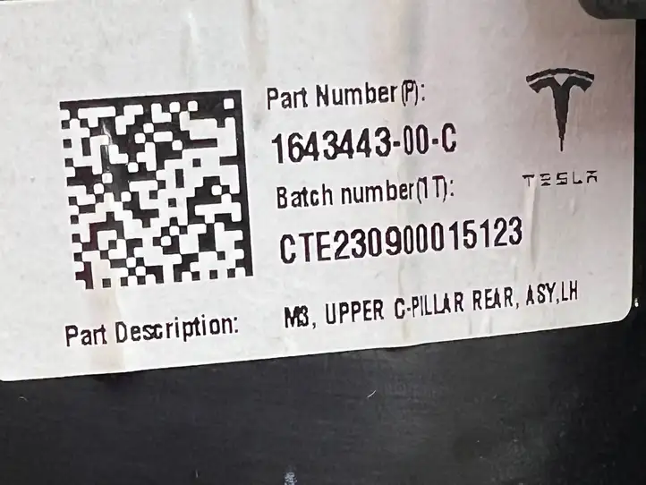 Tesla Model 3 (2017 - 2023) 164344300C Обшивка стойки D нижняя — фото 8