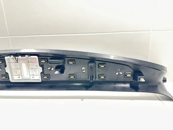 Tesla Model X (2015 - 2021) 103599800D Отделка порога багажника — фото 4